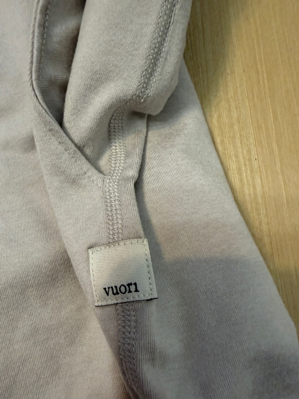 Vuori Women's Sunday Performance Joggers - Picture 4 of 6